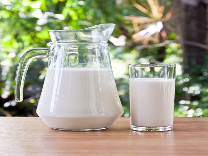 किस प्रकार का दूध सेहत के लिए स्वास्थ्यप्रद है